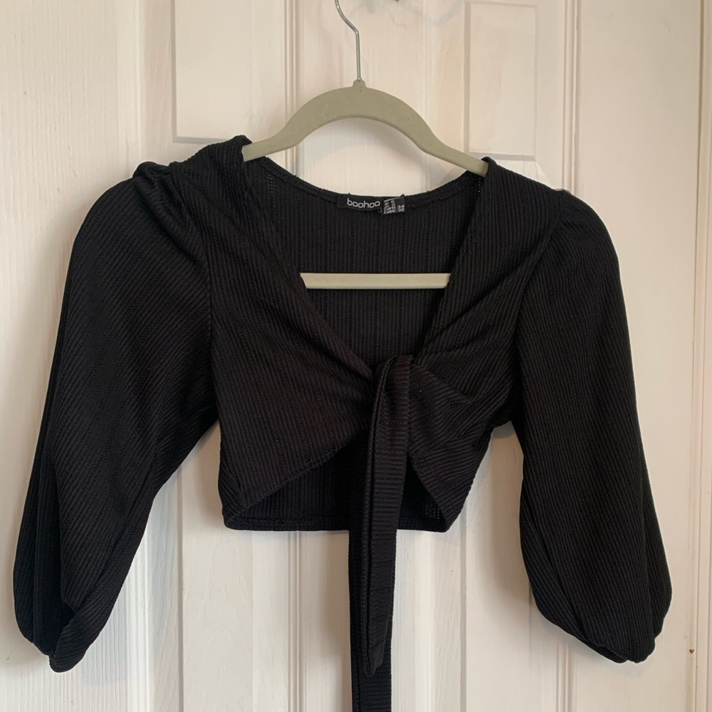 XSMALL BOHOO CUTE TIE UP CROP TOP!!